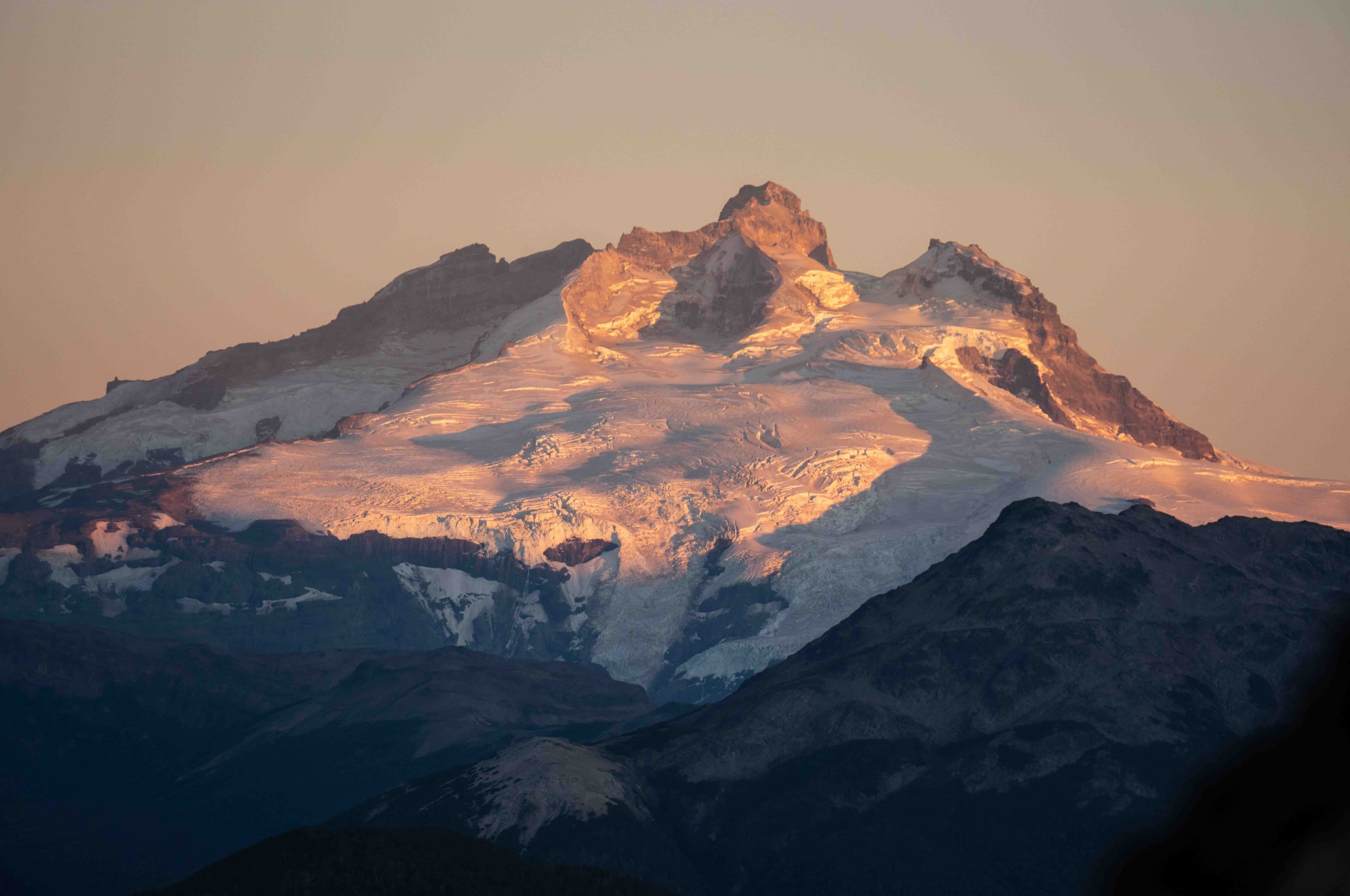 Tronador amaneciendo.jpg